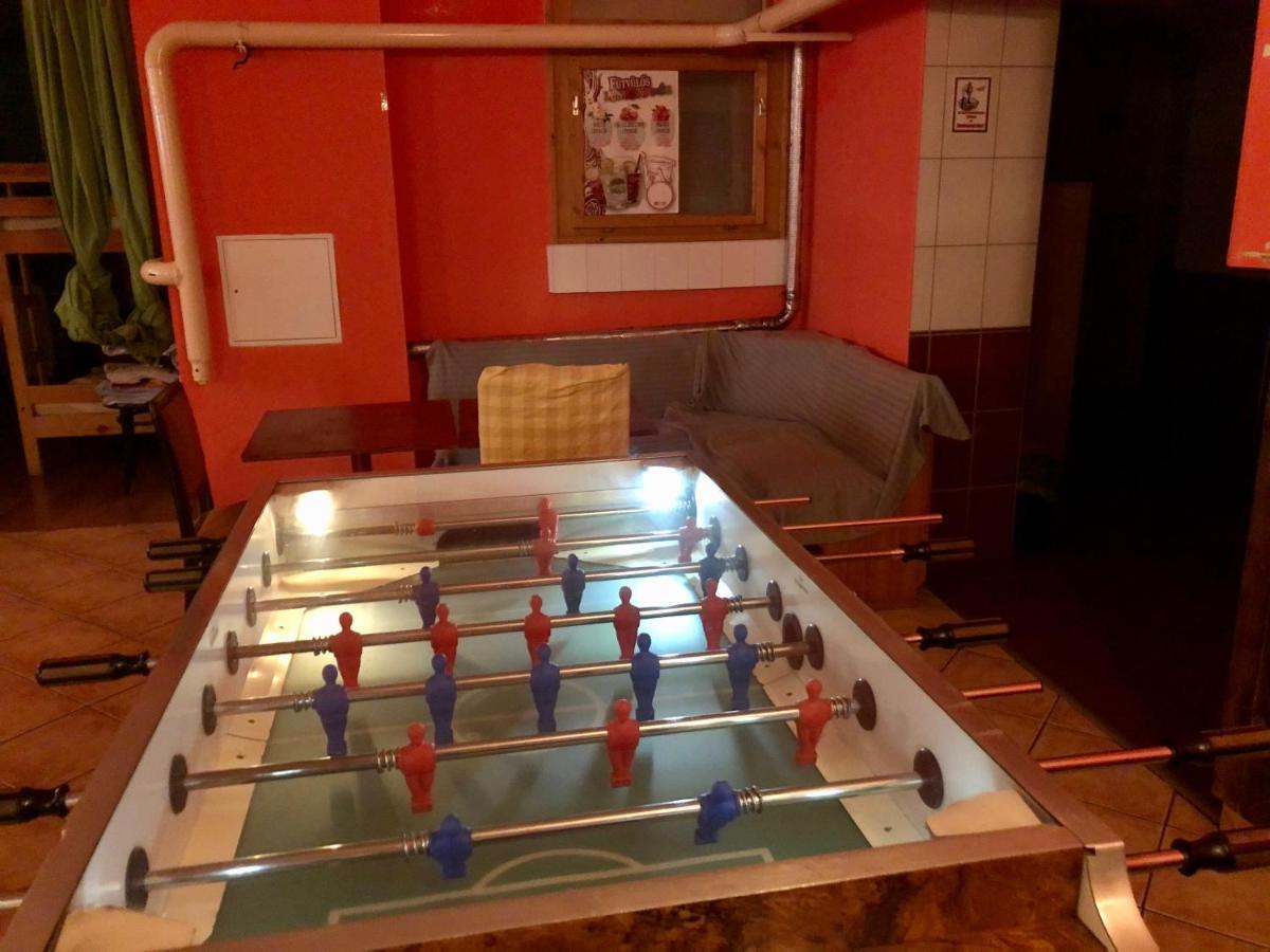 Whole Basement Former Pub3 For Bachelor / Bachelorette Party Budapest Eksteriør billede